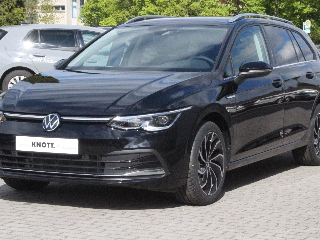 VW Golf VIII Variant