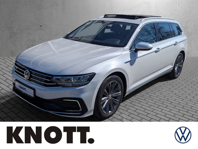 VW Passat Variant GTE