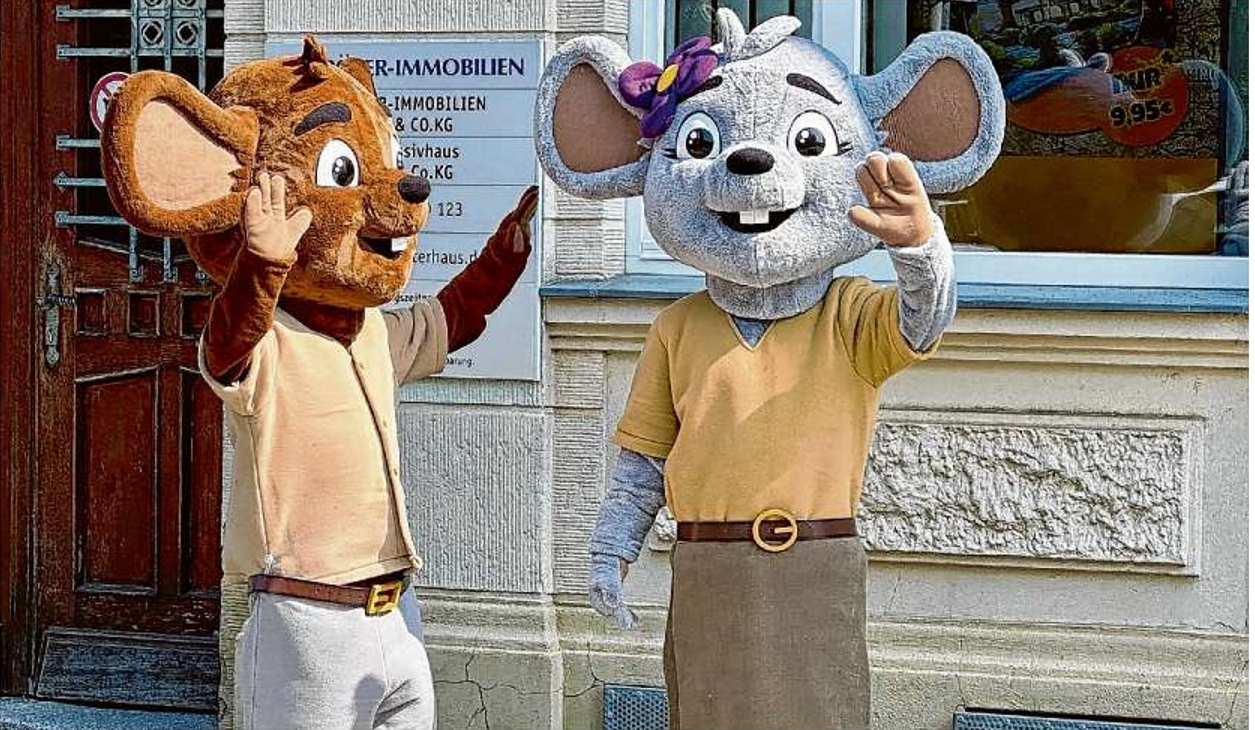 Die Forster Mäuse, die als Kinderbuch-Helden auf den Ortsteil Bademeusel zurück gehen, sind jetzt auch als Maskottchen unterwegs.
