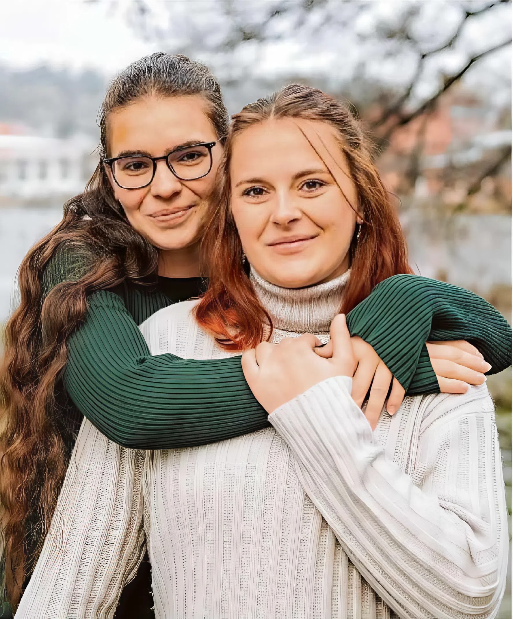 Die zwei Schwestern Marceline (l.) und Frances schreiben unter dem Autorennamen Fillie Mace Kinderbücher.