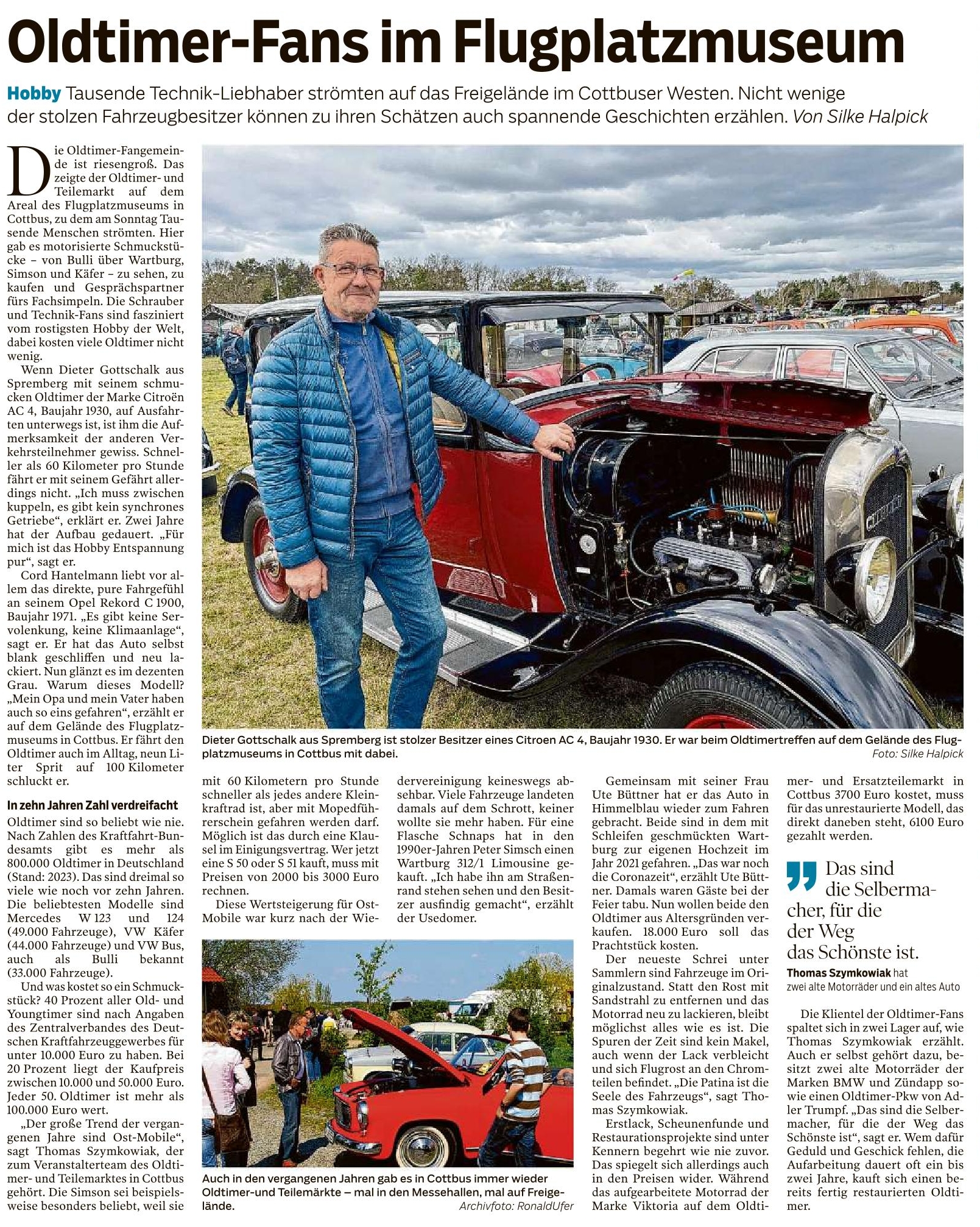 Oldtimerfans im Flugplatzmuseum