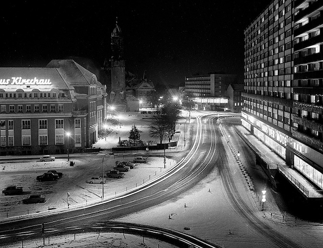 Blick auf den Kornmarkt (ehem. Platz der Roten Armee). Bautzen 1973