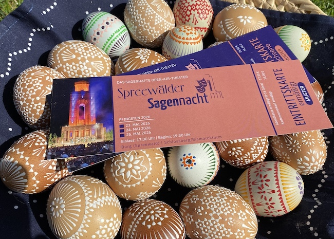 Eintrittskarten für die Spreewälder Sagennacht machen sich gut im Osternest.