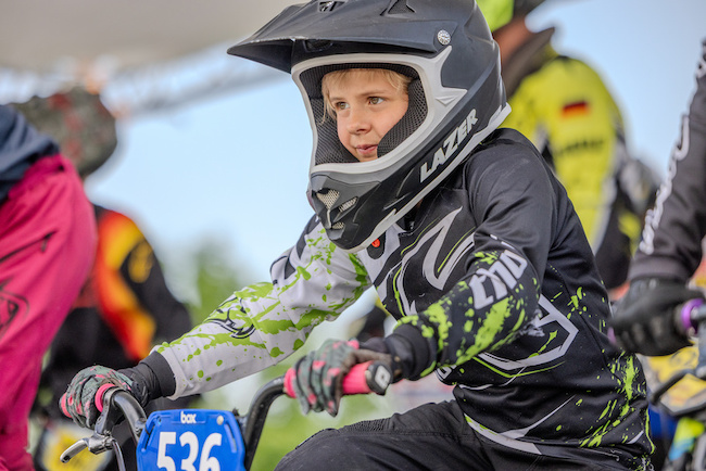 Amelie konzentriert - während eines Wettkampfes