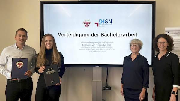 Charlotte Gneuss bleibt fester Bestandteil der Lausitzer Füchse