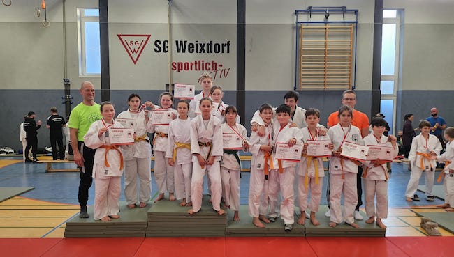 Die Judoka des PSC Bautzen auf dem Siegertreppchen