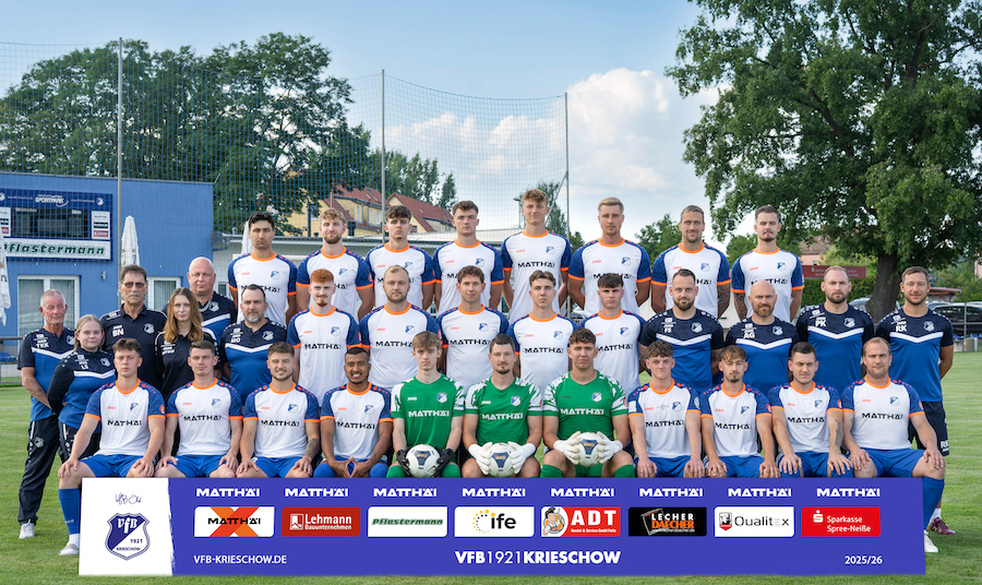 Das Mannschaftsfoto für die Oberliga-Saison 2025/26