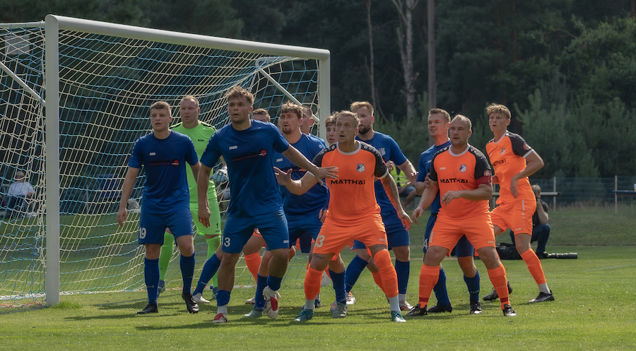 VfB Krieschow bei Blau-Weiß Briesen/Mark