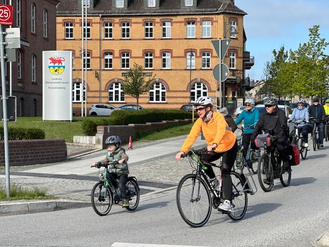Rekordbeteiligung bei der 29. Tour de OSL: 500 Radler erleben ein besonderes Gemeinschaftserlebnis