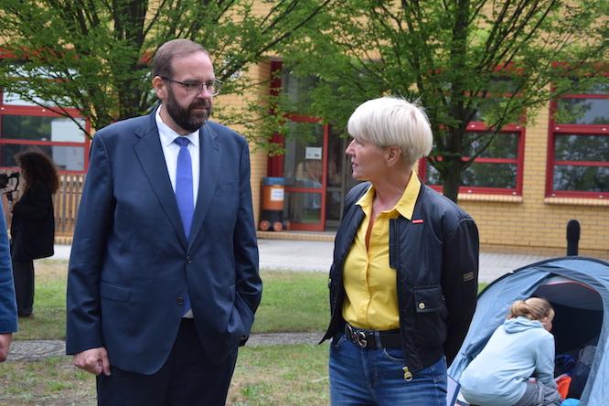 Bildungsminister eröffnet Sommercamp des Handwerks