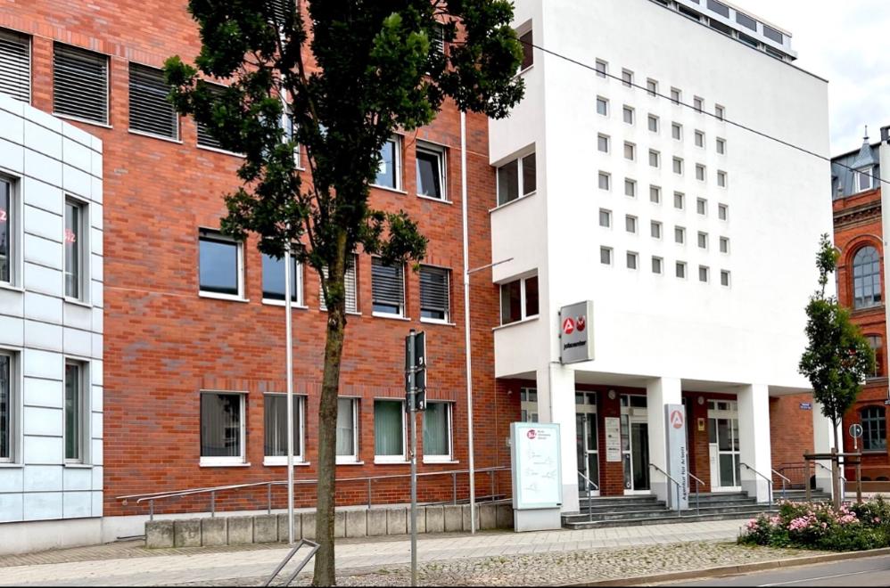 Das Gebäude der Arbeitsagentur in Cottbus. So wie hier sind die Prozesse Lausitz-weit ähnlich.