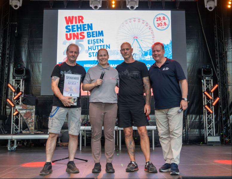 v.l.: Dirk Woßler, Eileen Samol, Frank von Mersewsky, Bürgermeister Marko Henkel