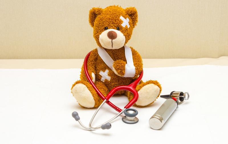 Für Familien lohnt sich besonders ein Besuch der Teddy-Werkstatt, in der kaputte Kuscheltiere verarztet werden.