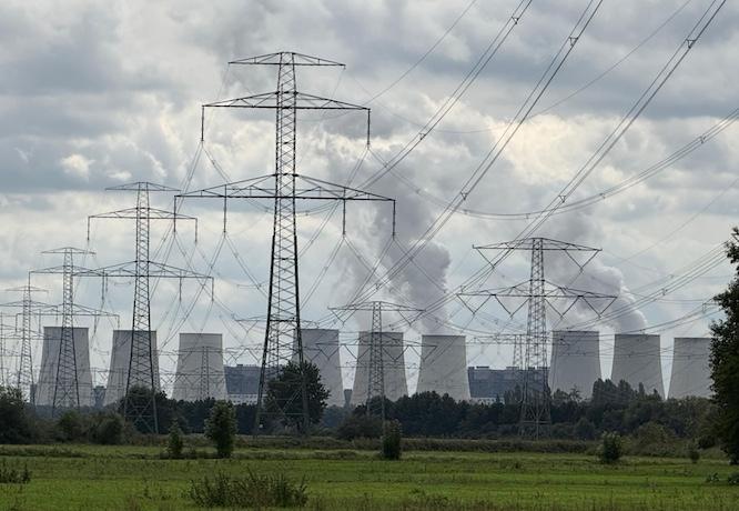 Das Kraftwerk Jänschwalder mit dierekter Anbindung an das Umspannwerk Preilack.